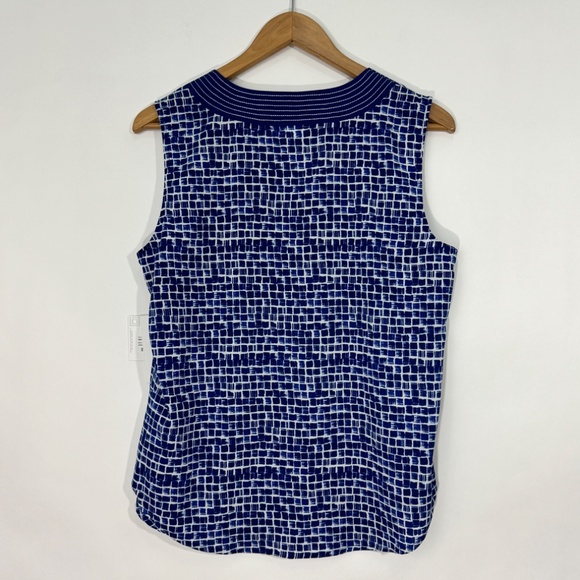 Liz Claiborne Women’s Size Medium Apollo Blue Multi Sleeveless Square Print Top - Picture 6 of 6